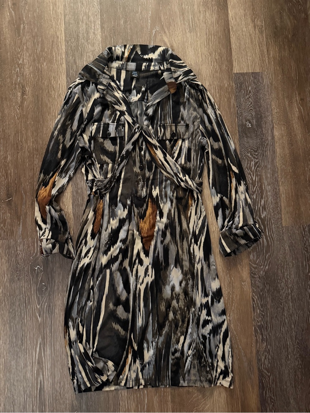 Saint Tropez West Black, White & Brown Abstract Print Long Sleeve Dress